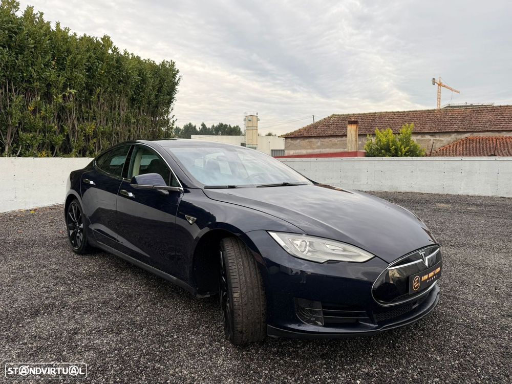 Tesla Model S 60 - 2