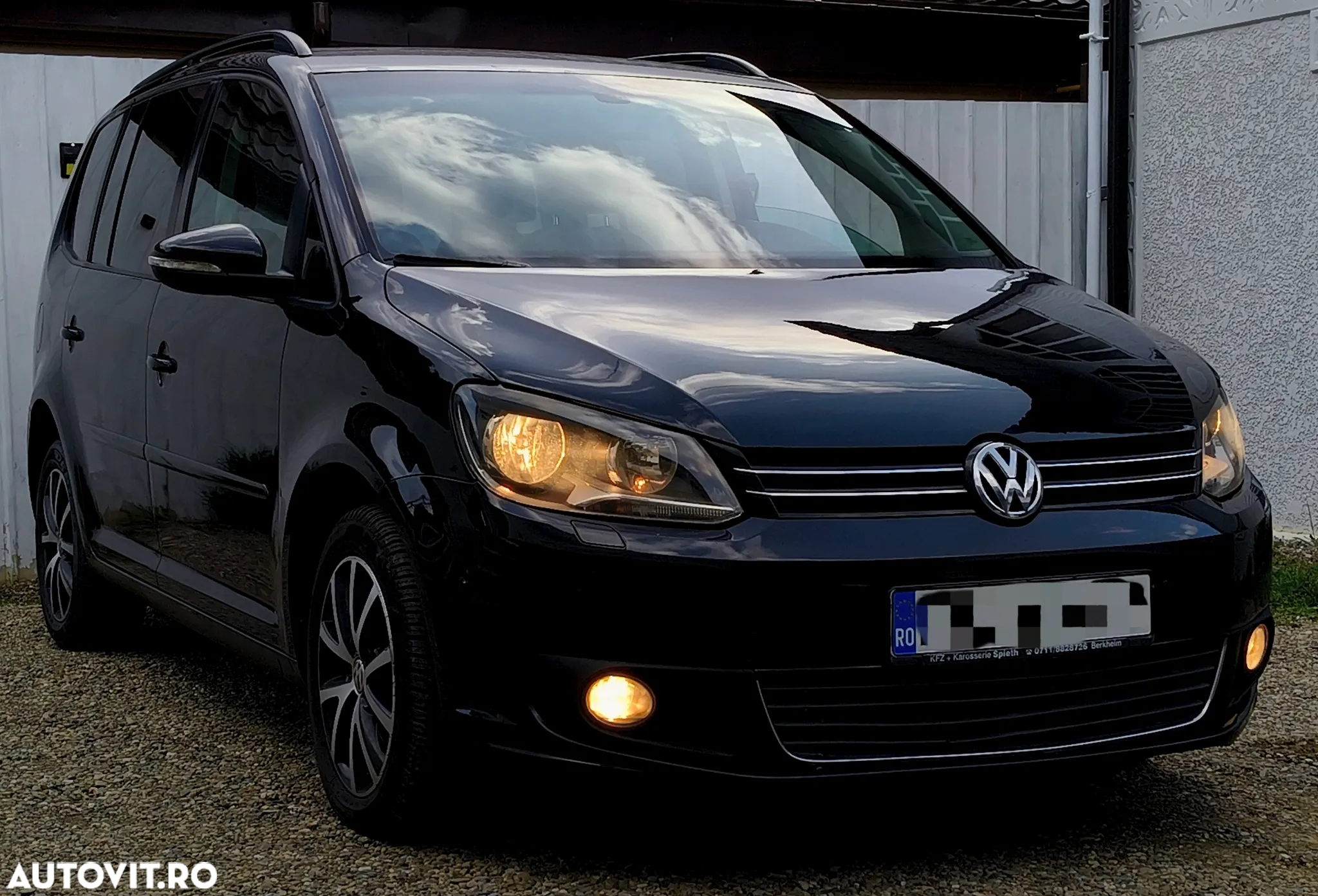 Volkswagen Touran 1.6 TDI SCR (BlueMotion Technology) Comfortline - 2