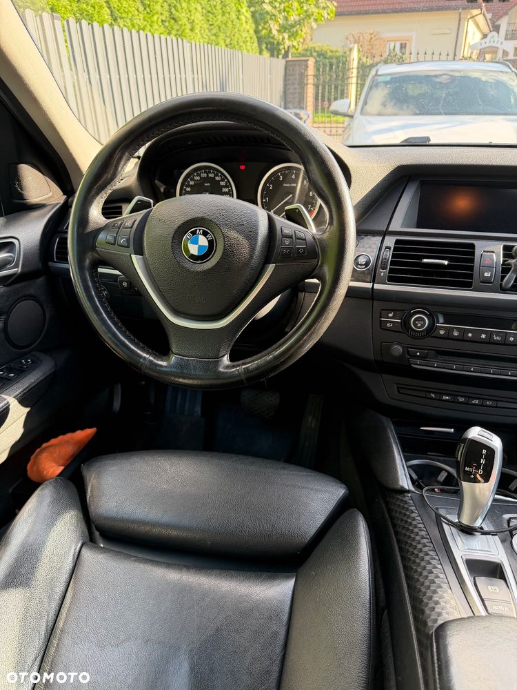 BMW X6 35i xDrive - 8