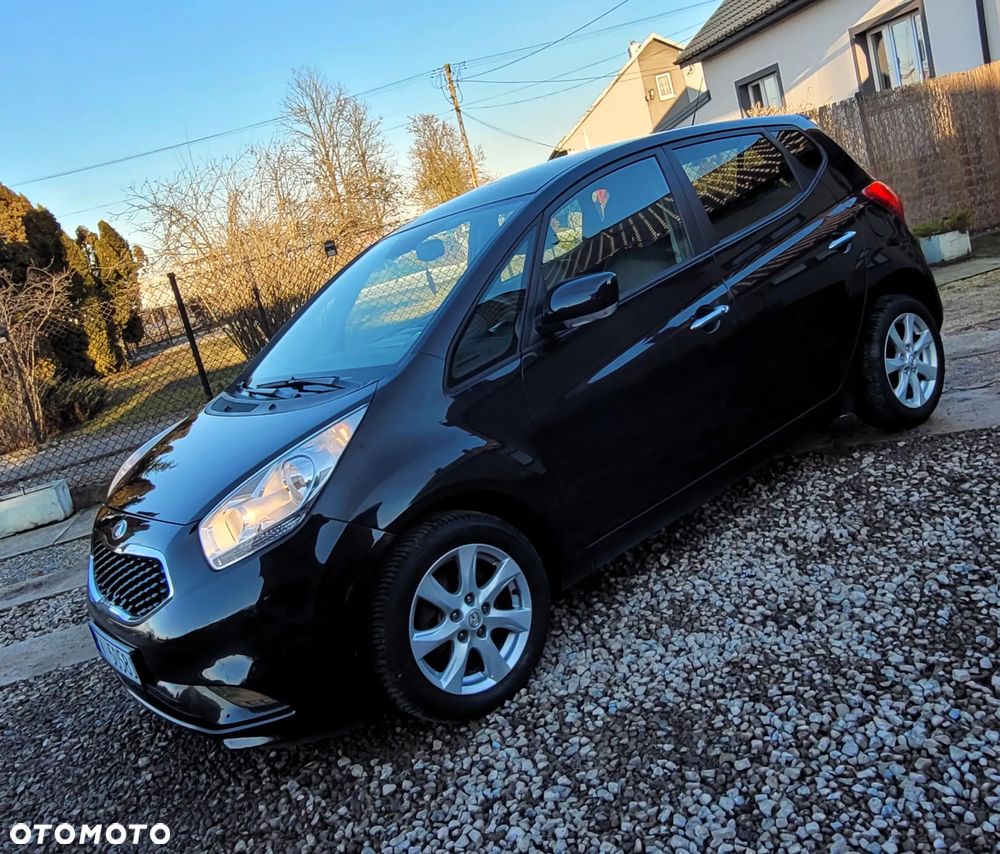 Kia Venga 1.6 CRDi 128 Business Line - 1