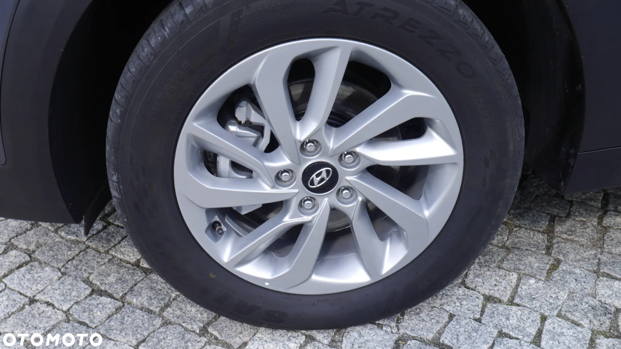 Hyundai Tucson blue 1.7 CRDi 2WD Style - 38