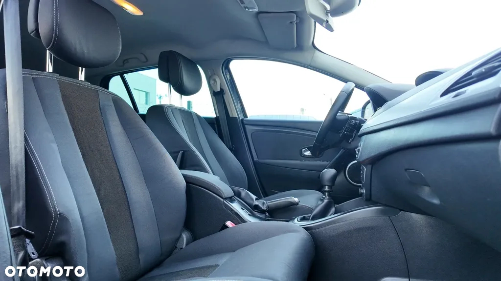 Renault Megane 1.9 dCi Exception - 36