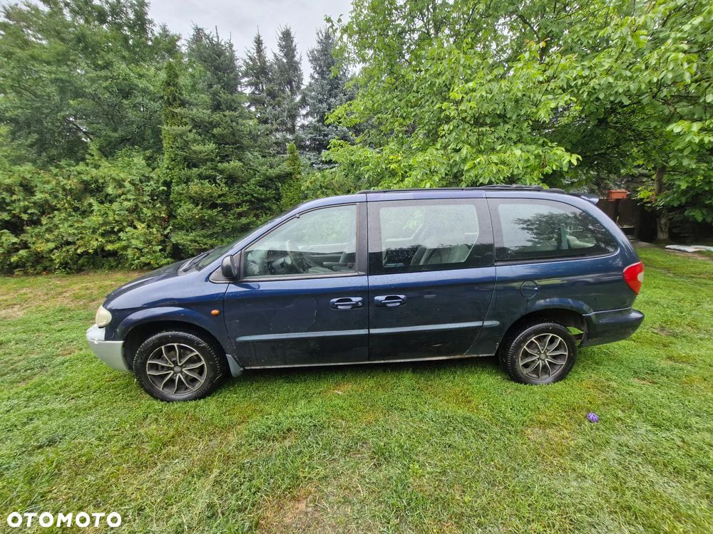 Chrysler Grand Voyager - 1