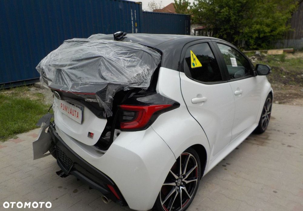 Toyota Yaris - 13