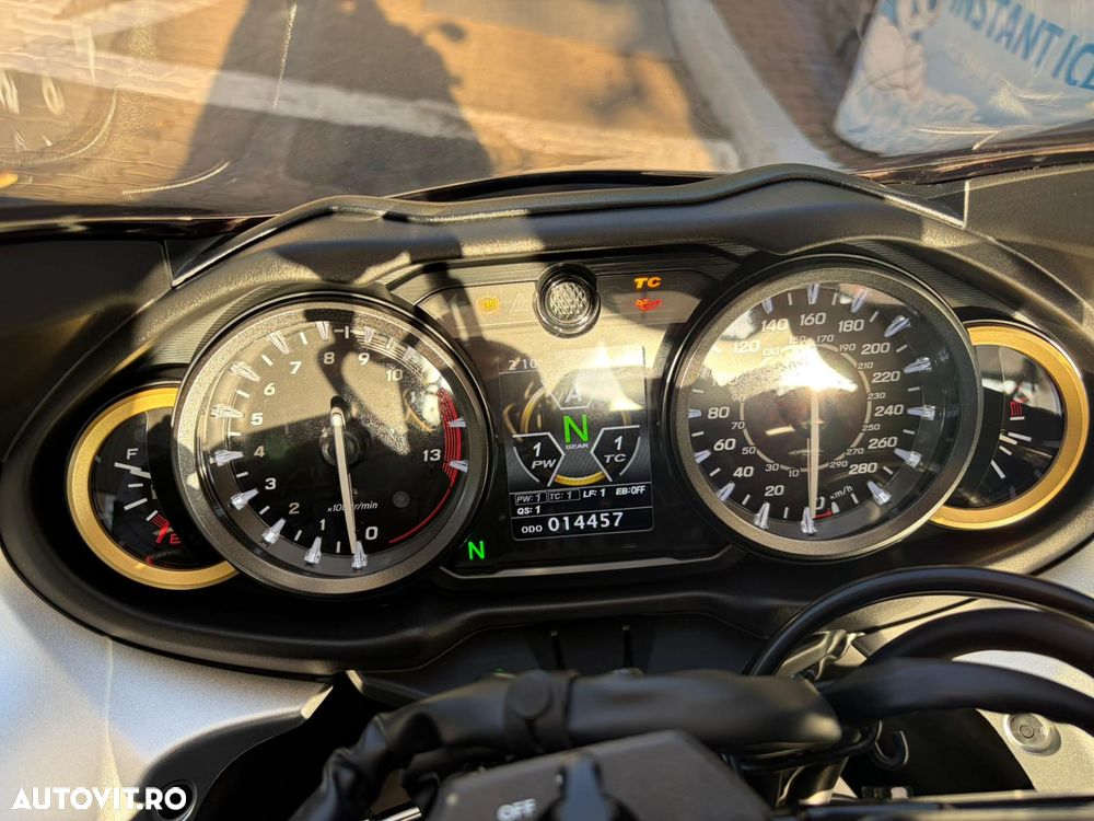 Suzuki GSX 1300R Hayabusa - 5