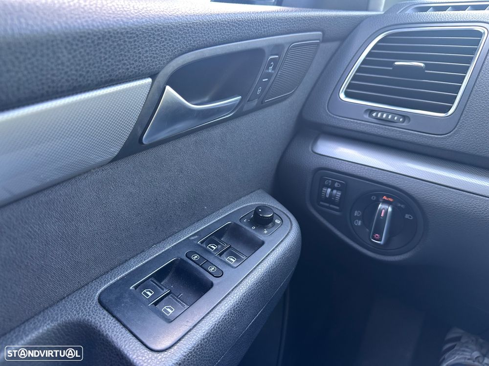 VW Sharan 2.0 TDI Confortline - 18