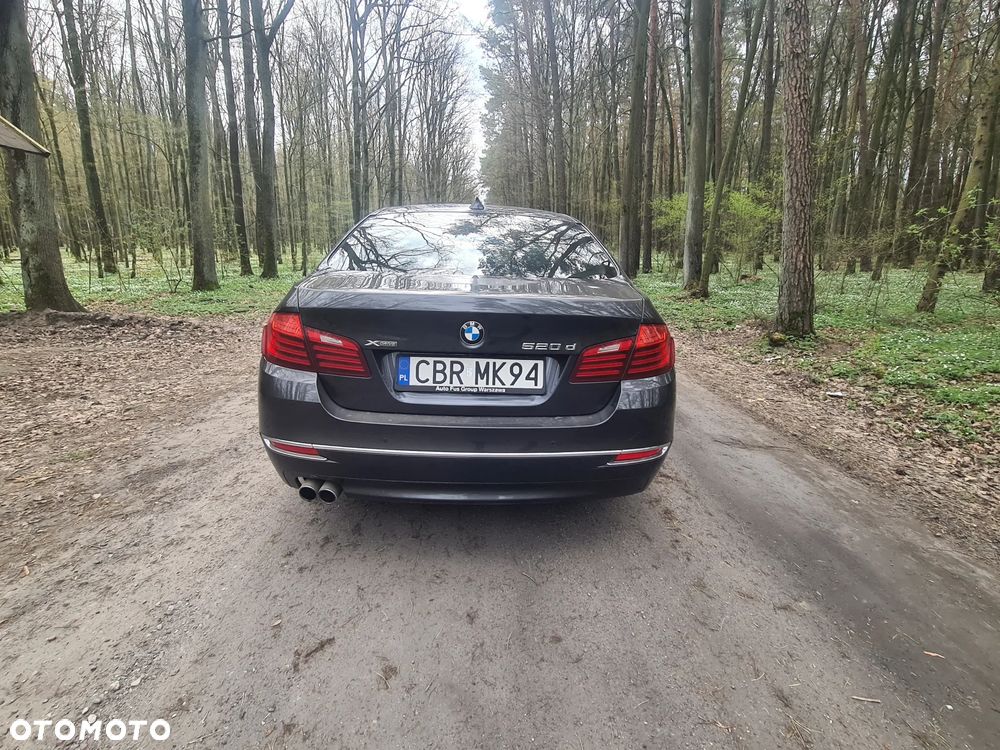 BMW Seria 5 520d xDrive Luxury Line - 8