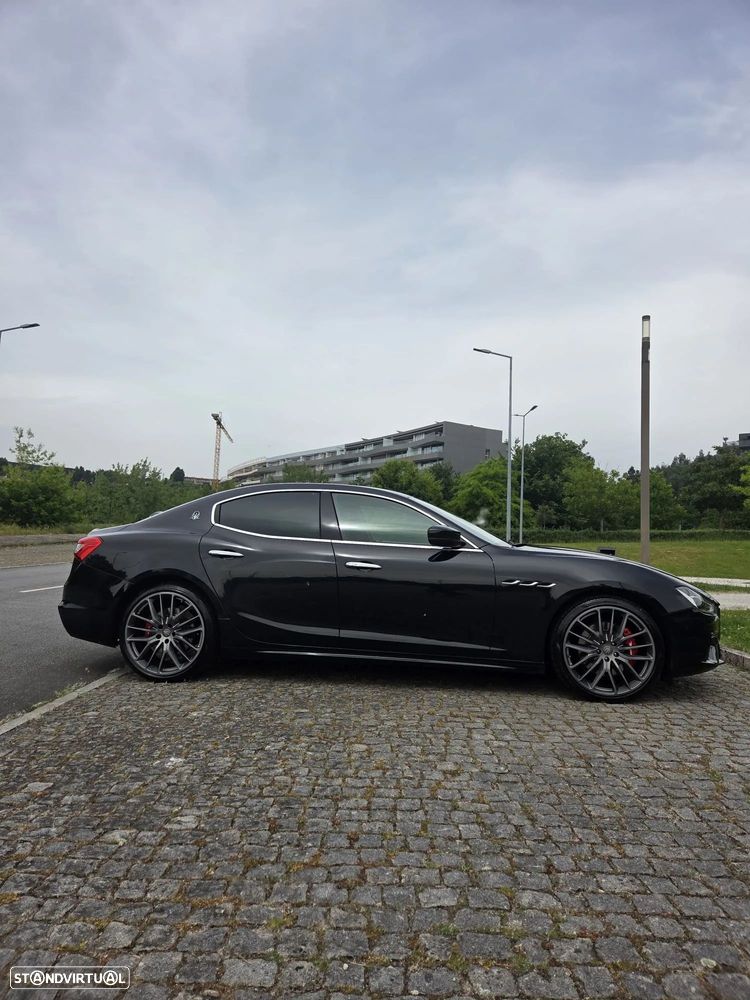 Maserati Ghibli 3.0 V6 - 28