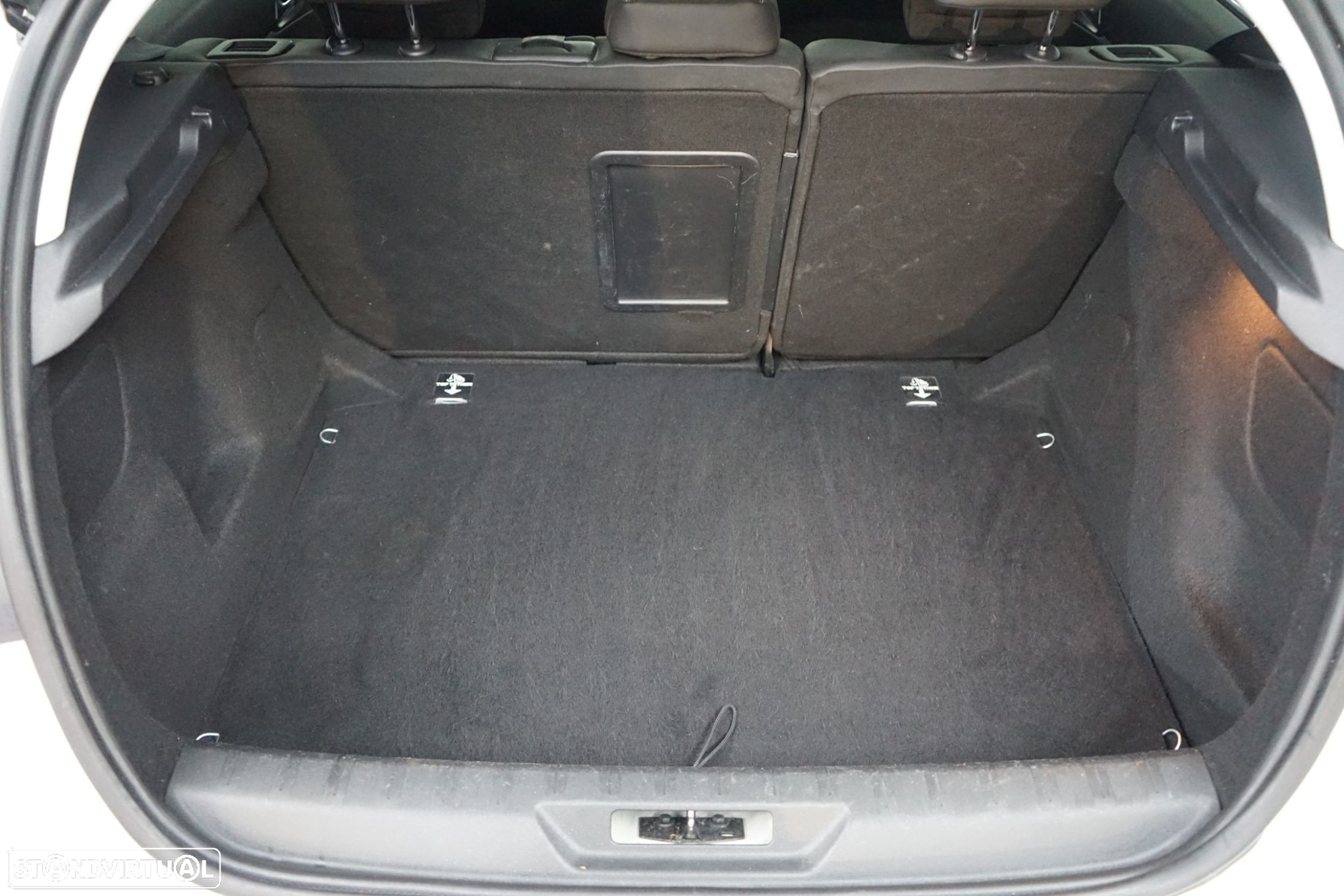 Peugeot 308 1.6 BlueHDi Allure J18 - 12
