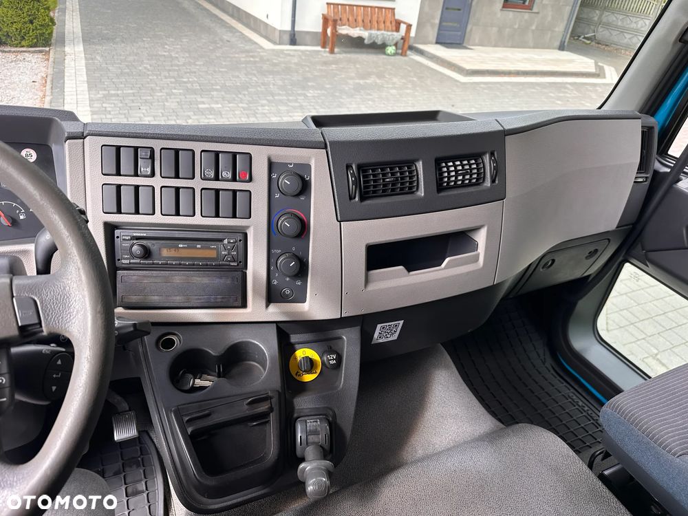 Volvo FL240 - 12