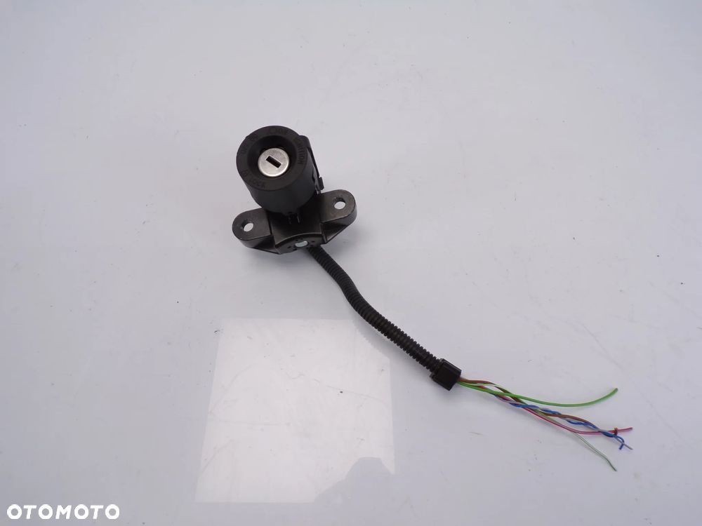 Półka górna BMW K80 BMW 8565015 F750 GS F850 stacyjka pompa hamulcowa - 15