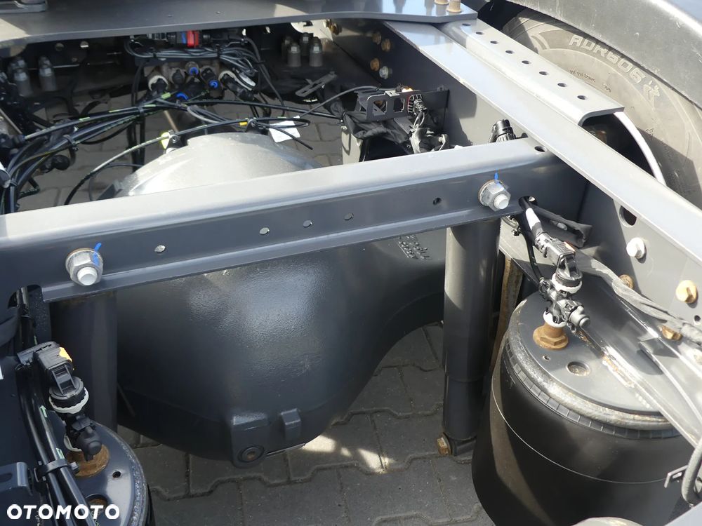 Renault T480 13L / EURO 6 / LOW DECK / IDEALNY STAN / EVO / TV / - 9