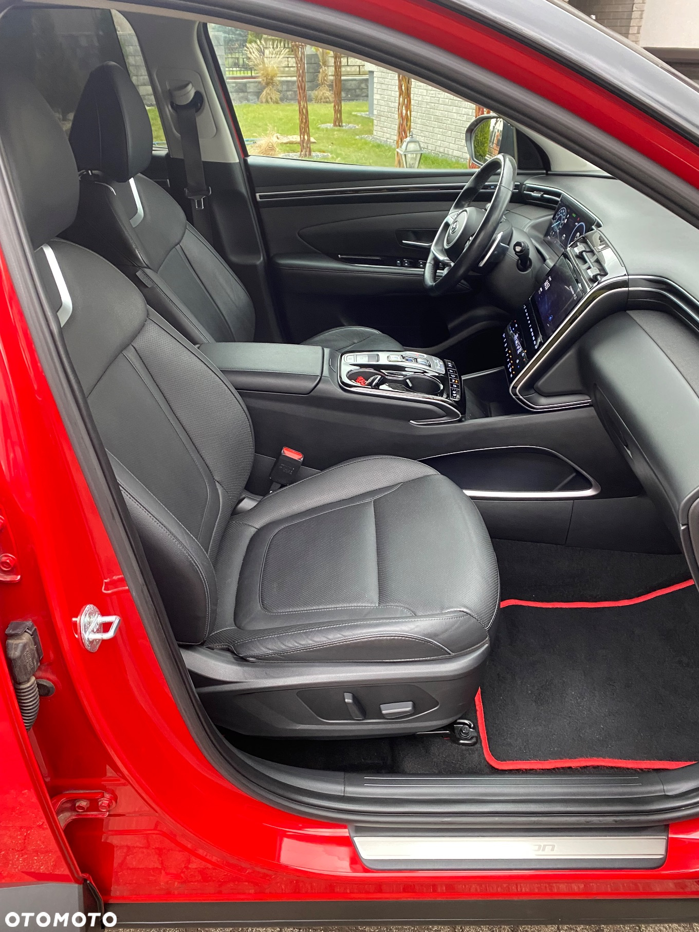 Hyundai Tucson 1.6 T-GDi 48V-Hybrid 4WD DCT Blackline - 32