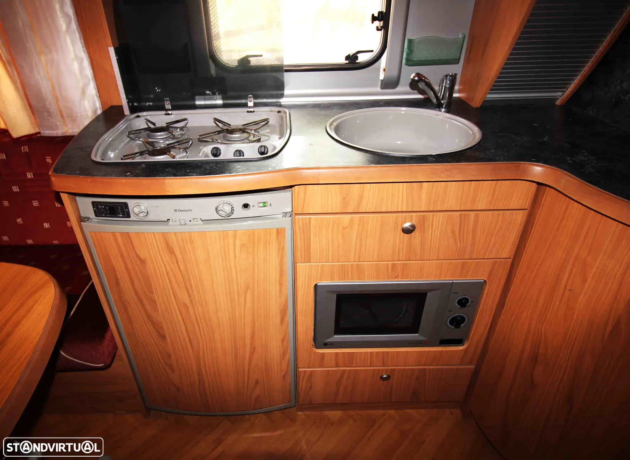 Burstner Trecento 460TS U72 - 11