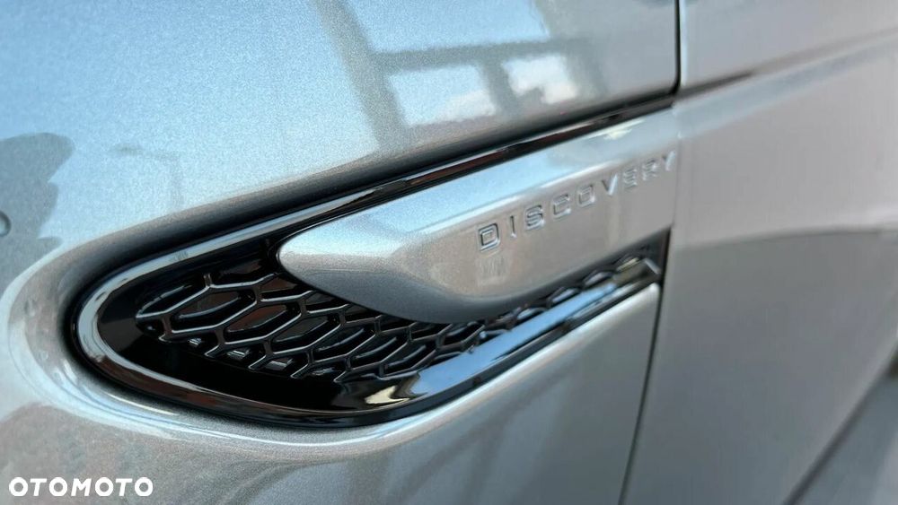Land Rover Discovery Sport 2.0 D200 mHEV R-Dynamic SE - 9