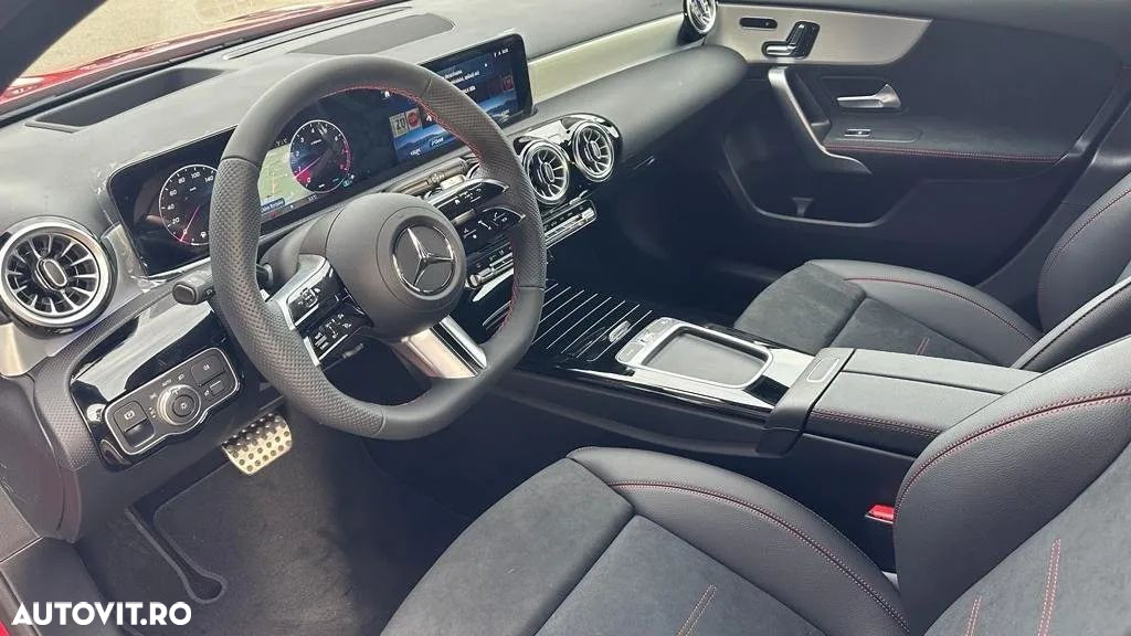 Mercedes-Benz A - 10