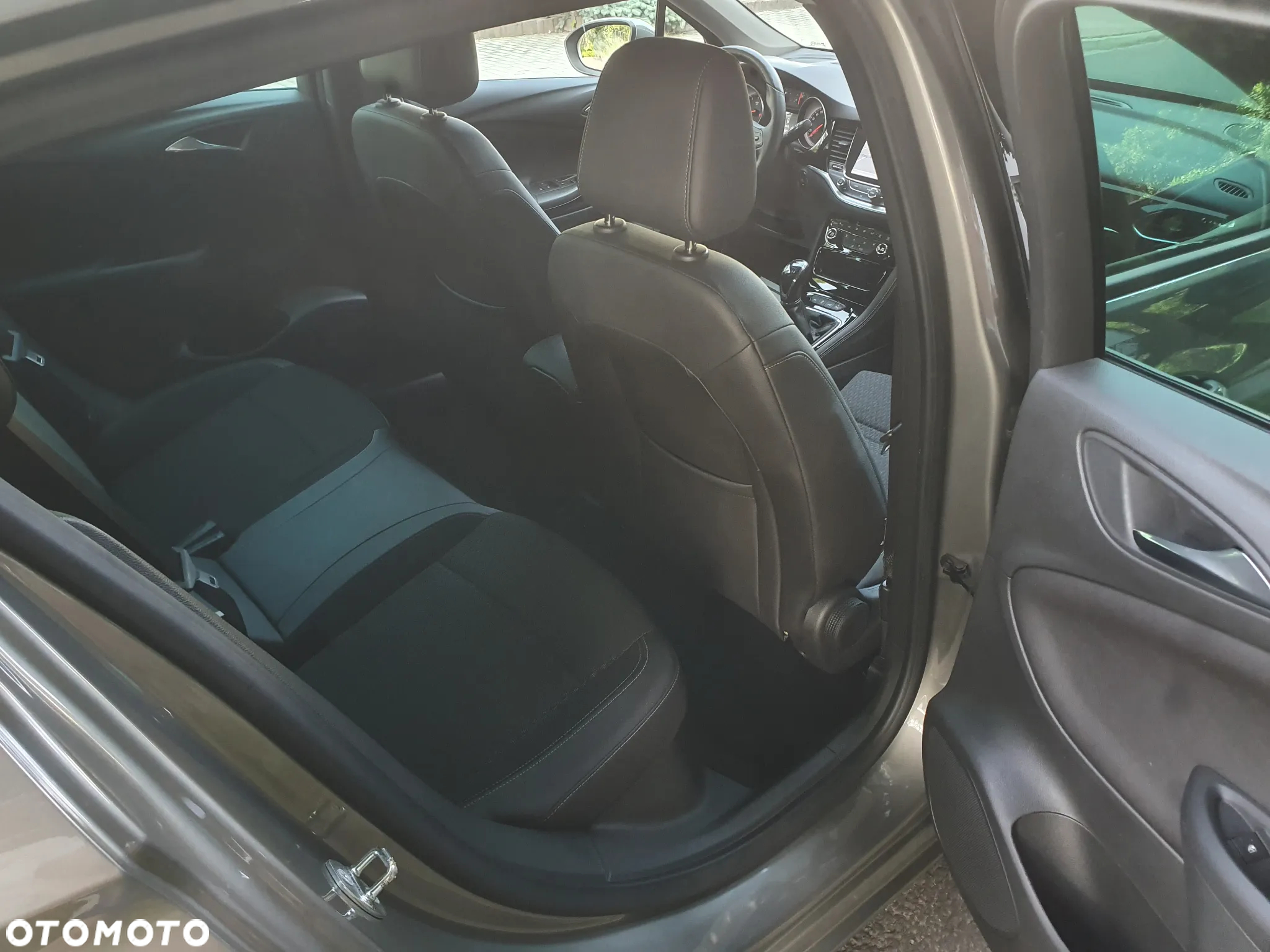 Opel Astra 1.4 Turbo Innovation - 19