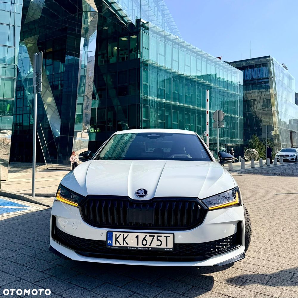 Skoda Superb 2.0 TDI SCR 4x4 Sportline DSG - 18