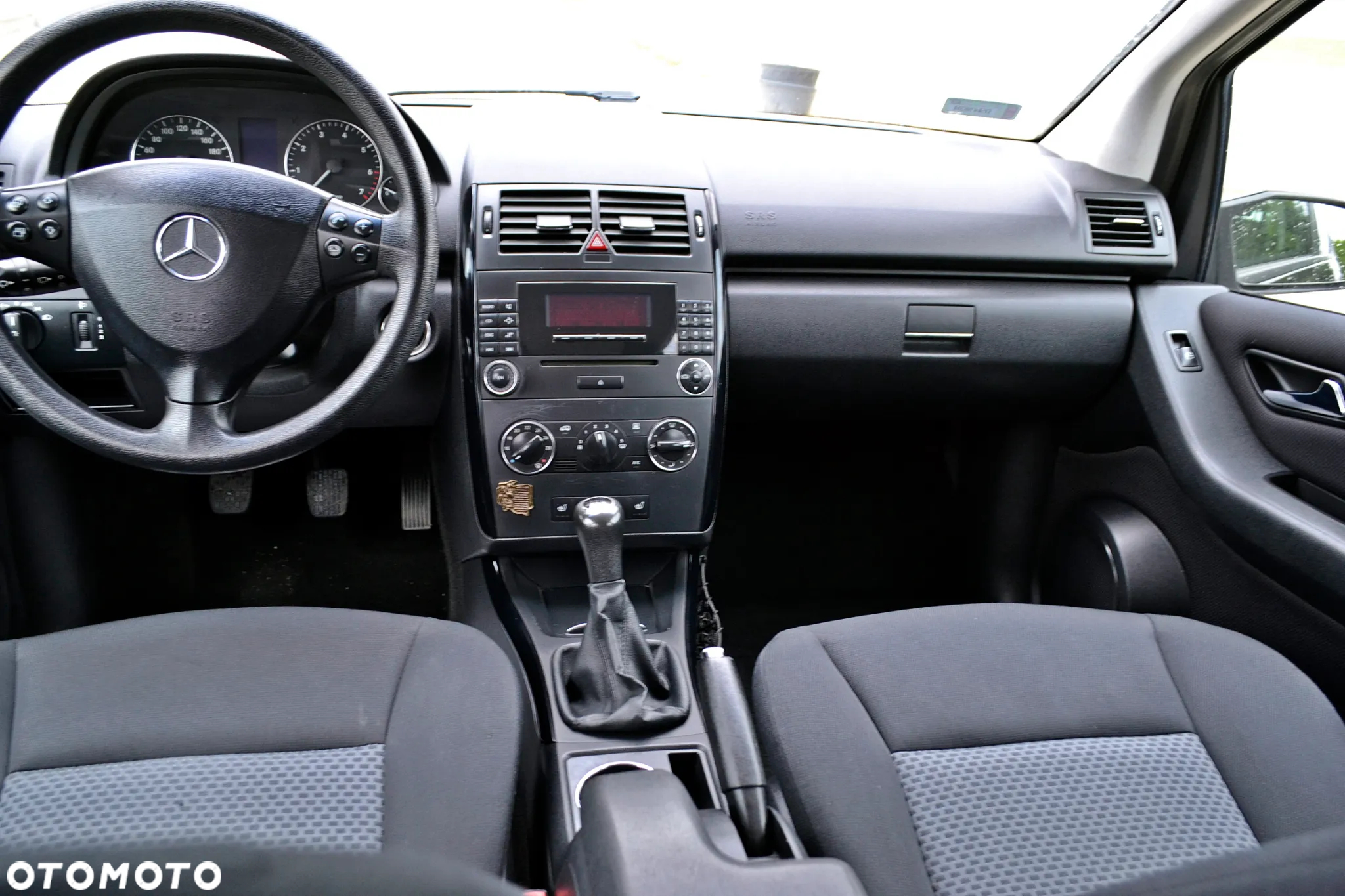 Mercedes-Benz Klasa A 170 BlueEFFICIENCY Elegance - 12