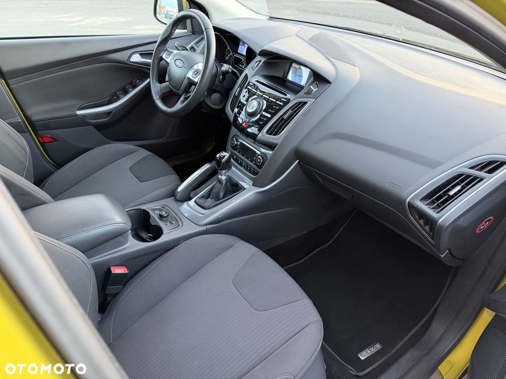 Ford Focus 1.6 EcoBoost Gold X (Trend) - 12