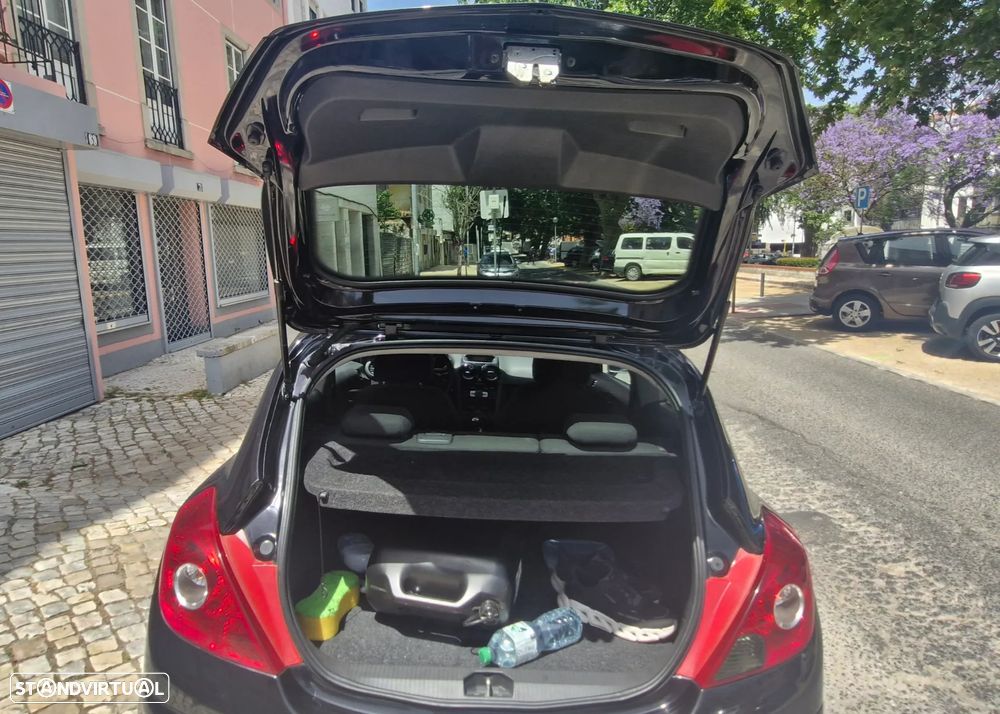 Opel Corsa 1.4 - 16