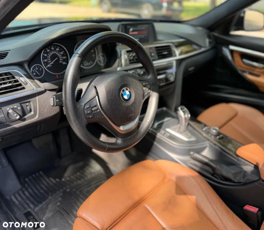 BMW Seria 3 330i Edition Luxury Line Purity - 7