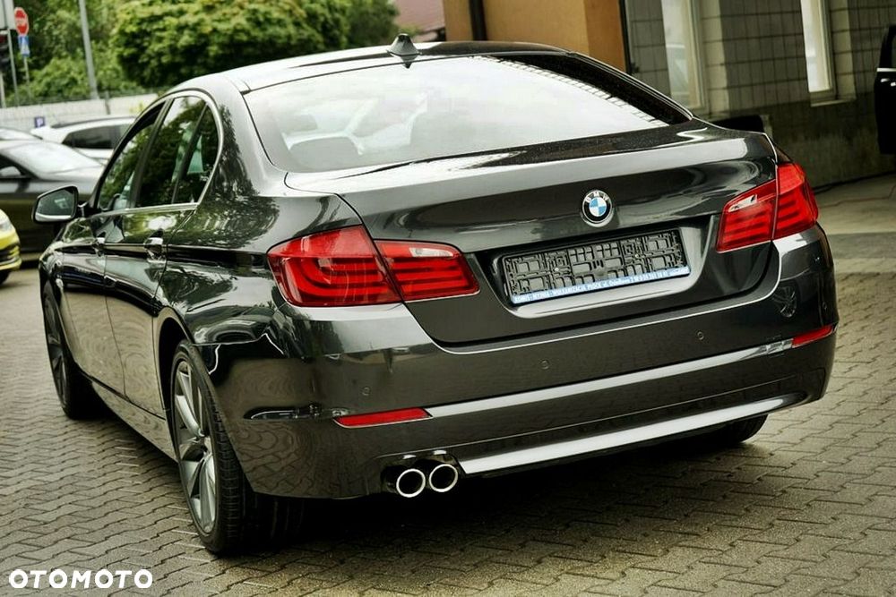 BMW Seria 5 525d - 4
