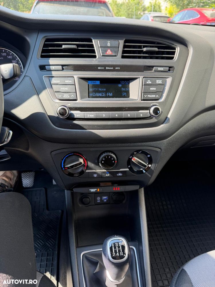 Hyundai i20 1.25 84CP M/T Comfort - 9