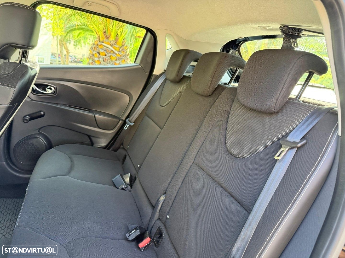 Renault Clio 0.9 TCE Limited - 28
