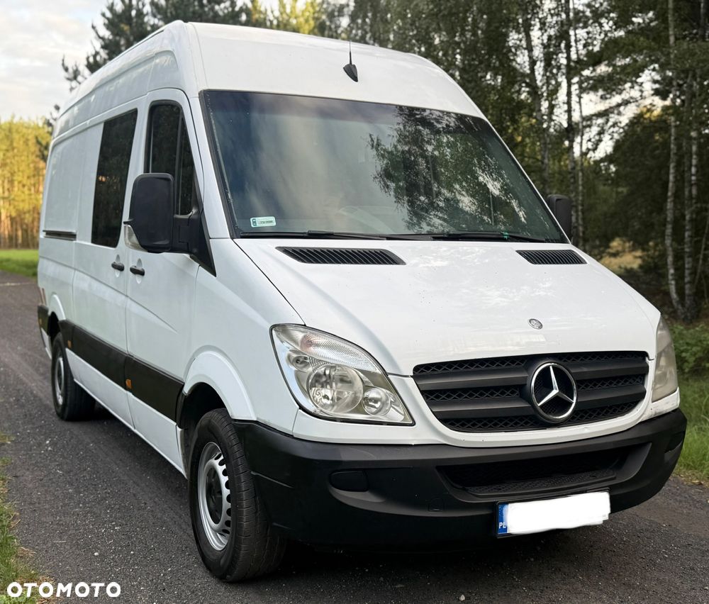 Mercedes-Benz Sprinter - 2