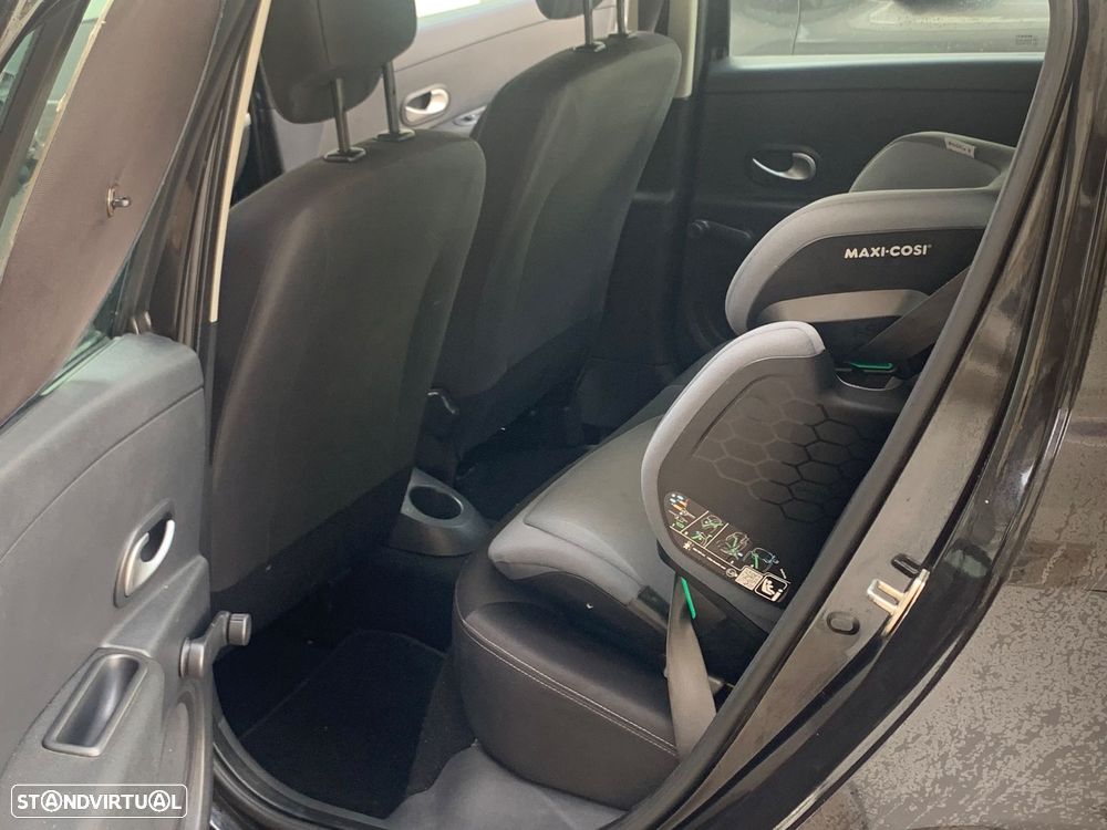 Renault Clio 1.2 16V Fairway - 14