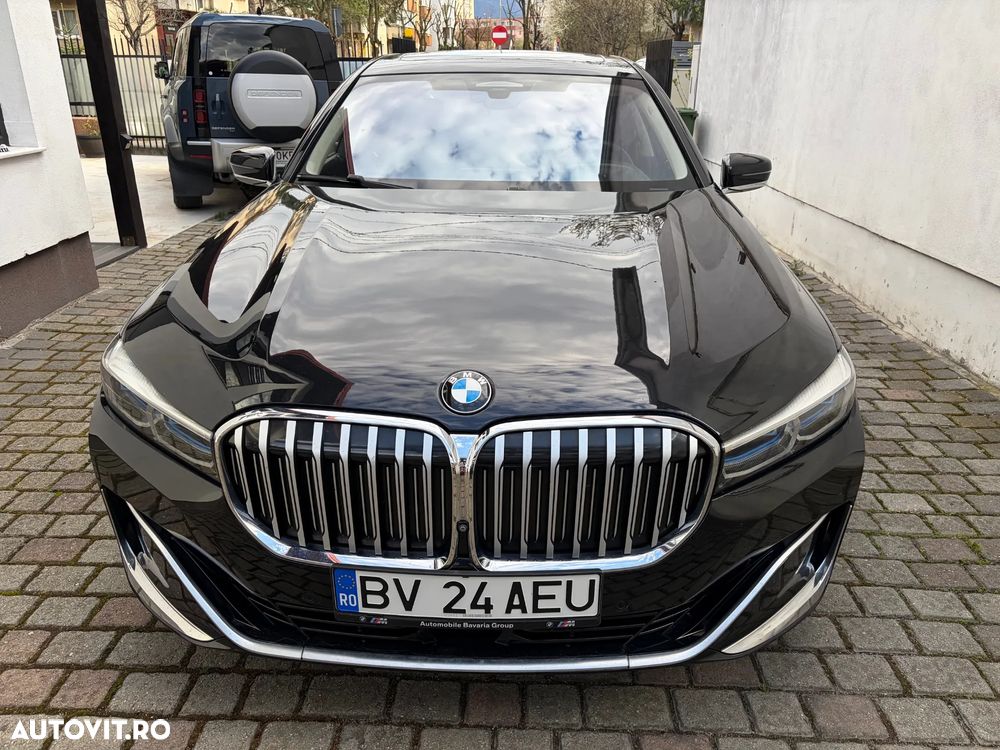 BMW Seria 7 745Le xDrive AT PHEV - 31