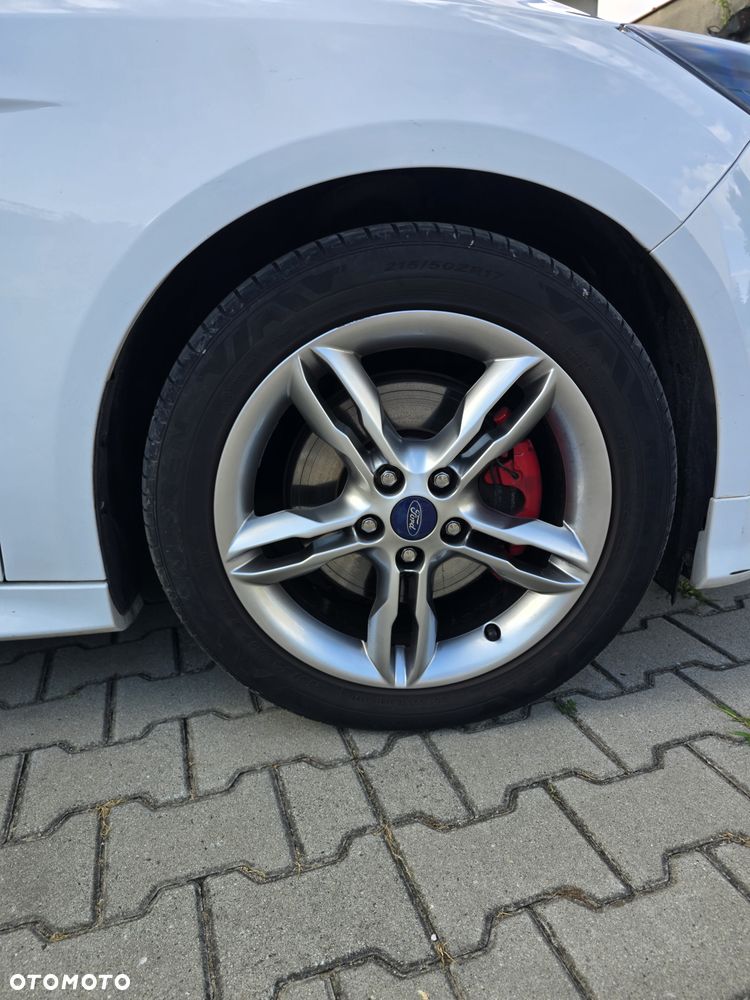 Ford Focus 1.6 EcoBoost Gold X (Trend) - 24