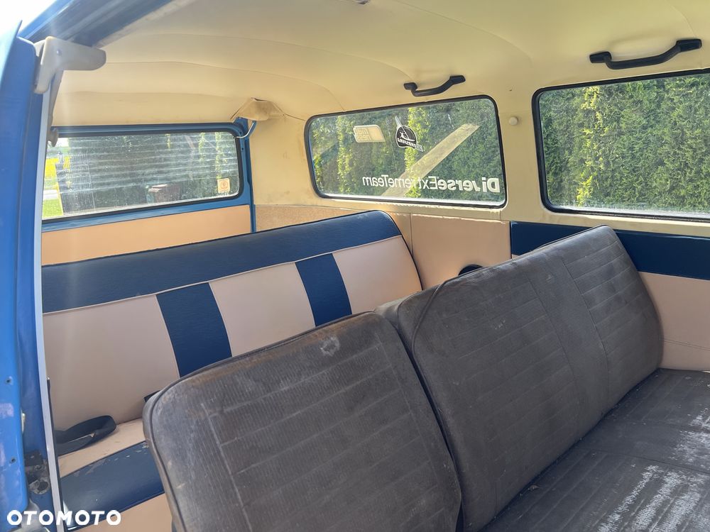 Volkswagen Transporter - 8