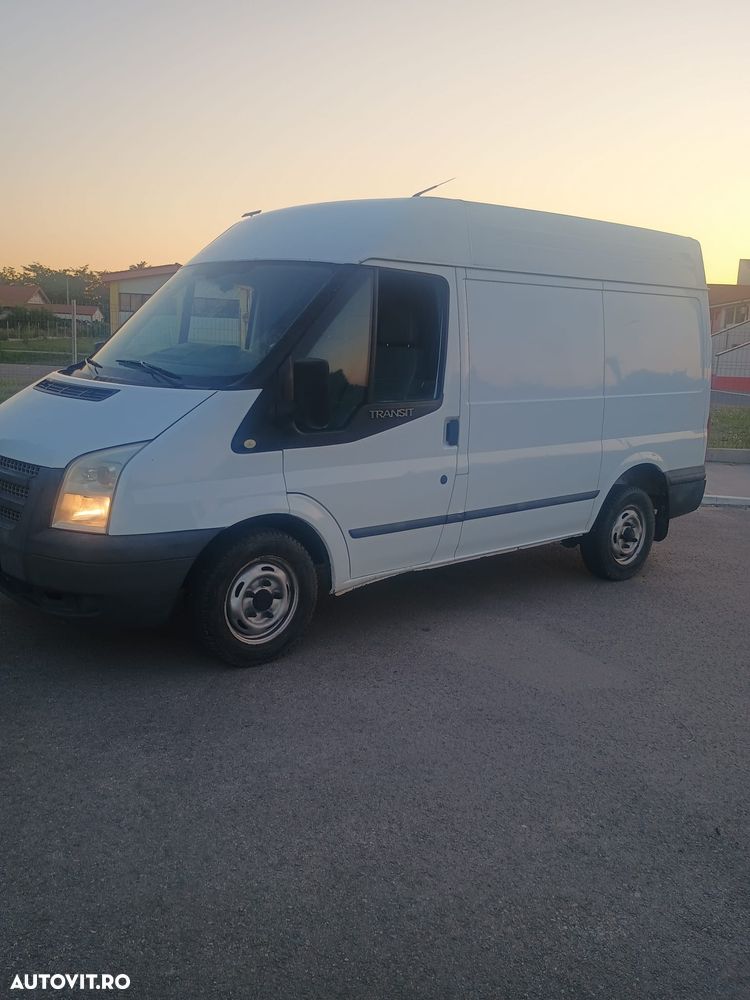 Ford Transit LWB Kombi Ambiente - 4