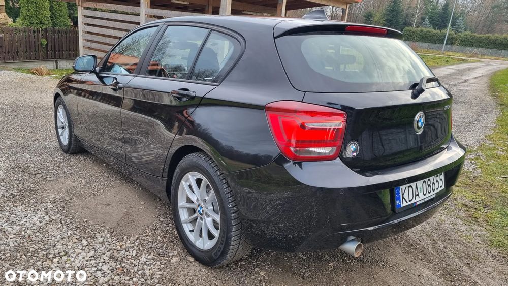 BMW Seria 1 116d - 6