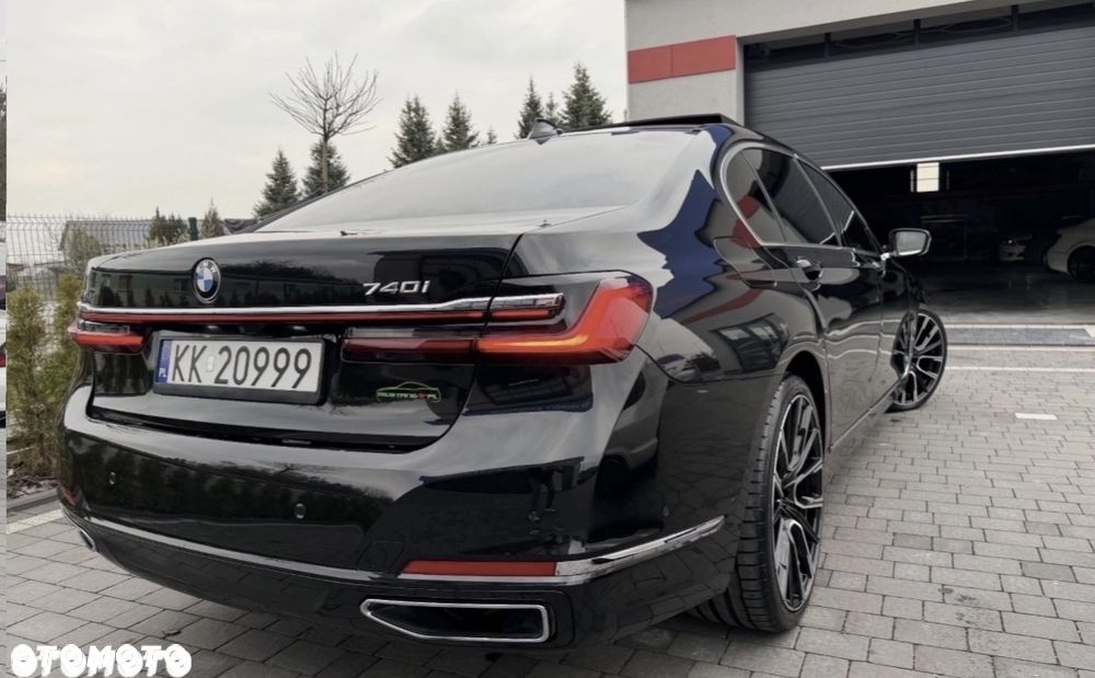 BMW Seria 7 740Li - 10