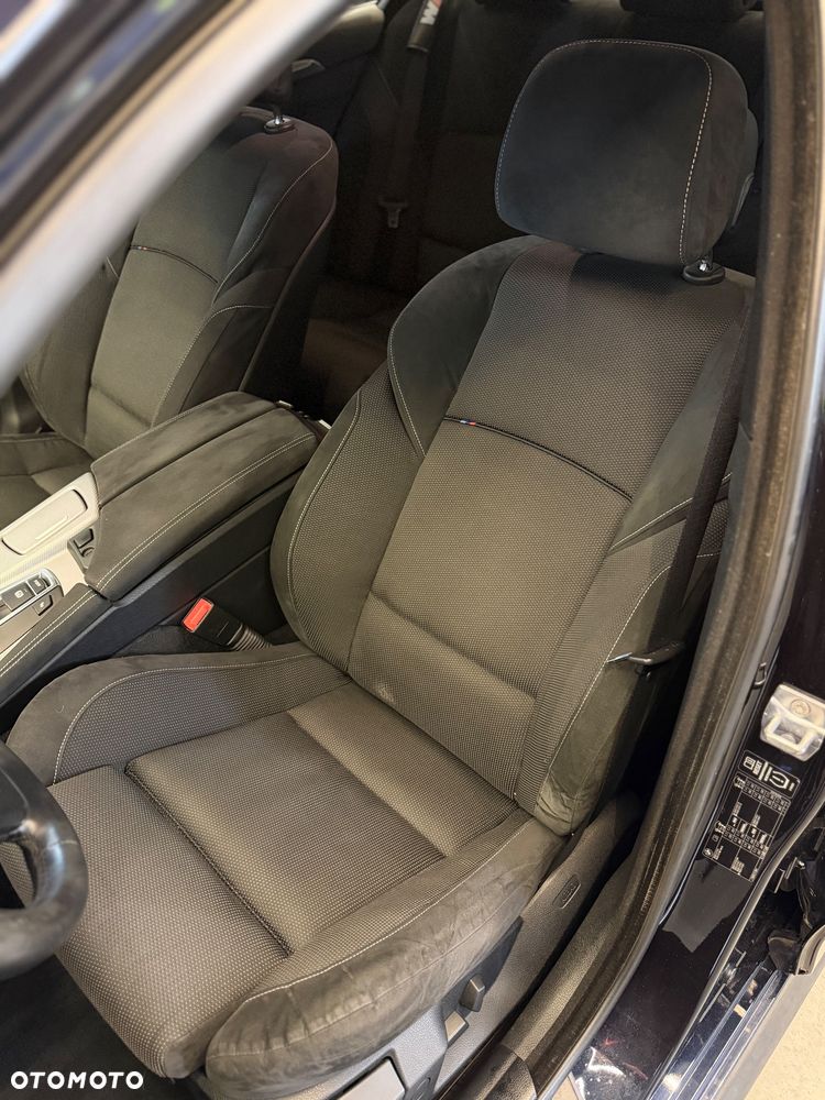 BMW Seria 5 520i Sport-Aut - 15