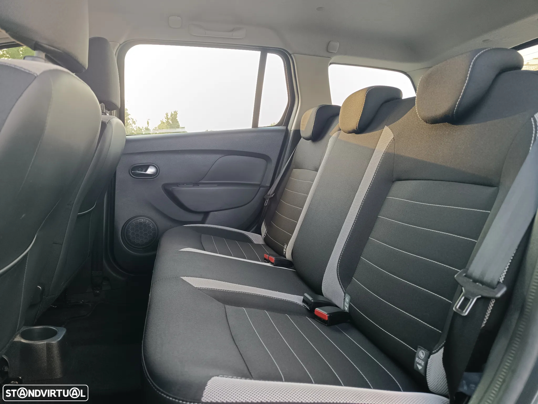 Dacia Logan MCV 0.9 TCe Stepway - 7