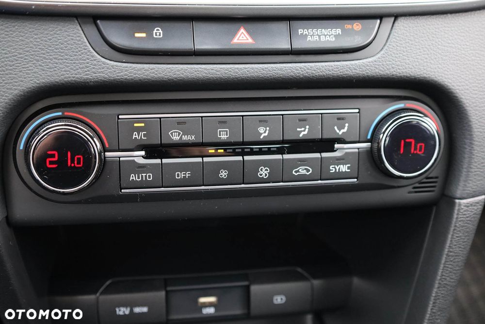 Kia Ceed 1.5 T-GDI M - 26