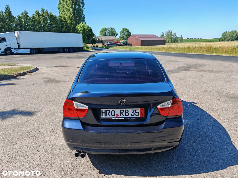 BMW Seria 3 325i - 5