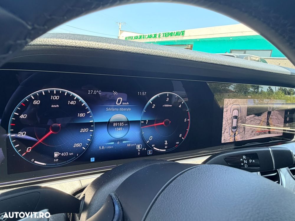Mercedes-Benz E - 18