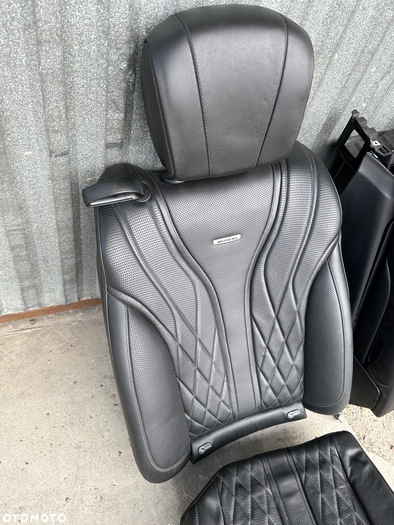 MERCEDES s 222 fotel S63 AMG kanapa tył siedzisko oparcie  czarna skóra grzana wentylowana wózek sanki fotela - 11