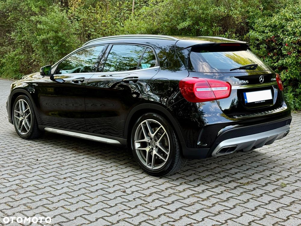 Mercedes-Benz GLA 45 AMG 4-Matic - 4