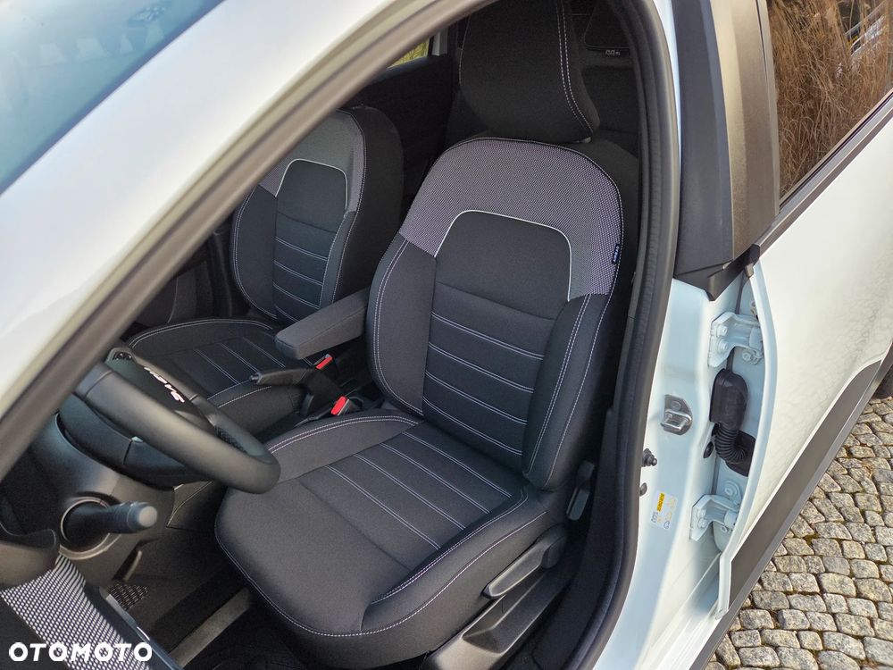 Dacia Jogger 1.0 TCe 110 Expression - 11
