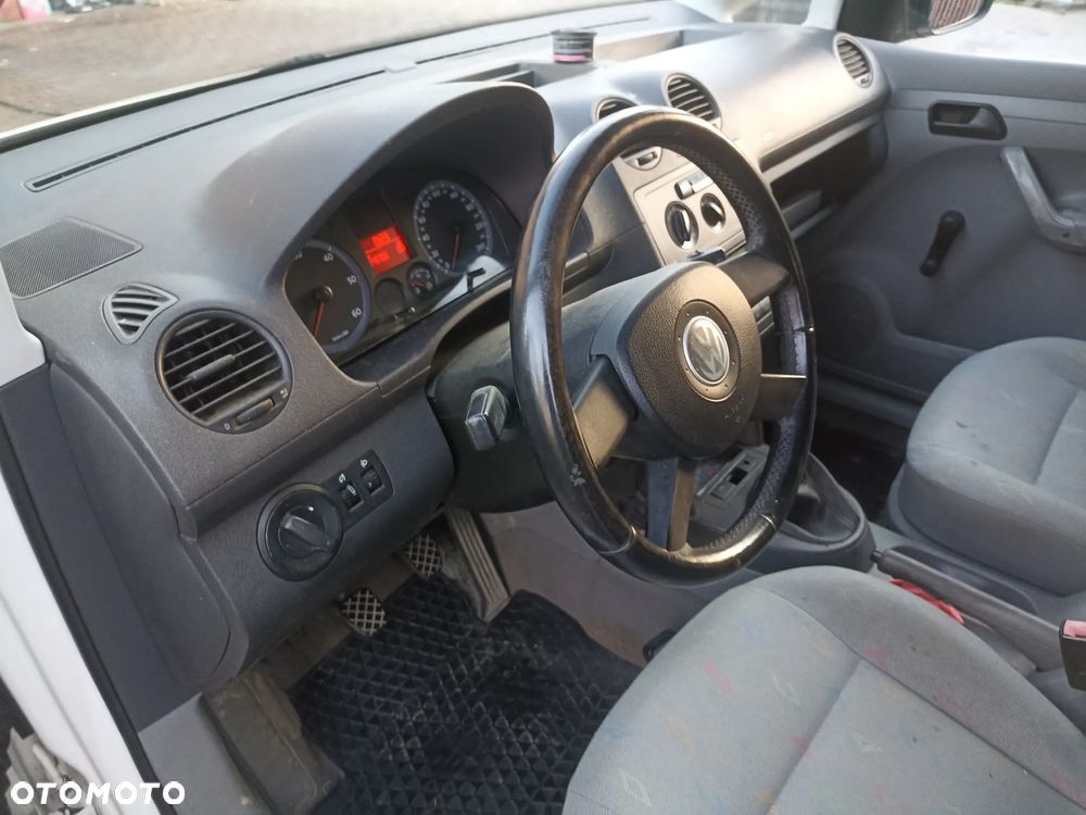 Volkswagen CADDY - 6