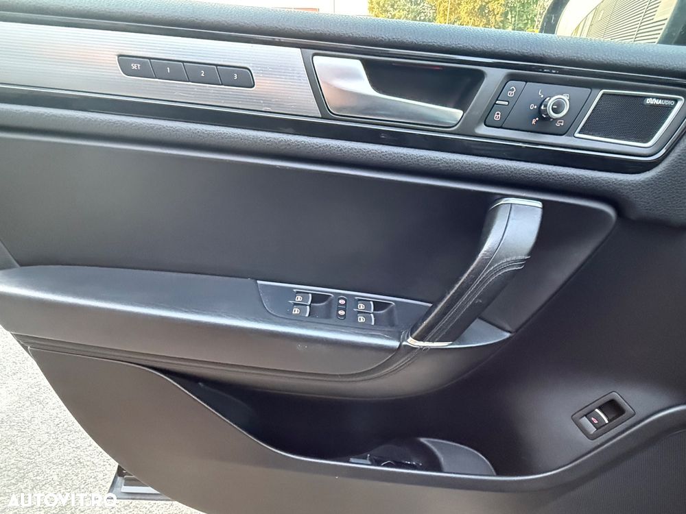 Volkswagen Touareg 3.0 V6 TDI BMT - 10