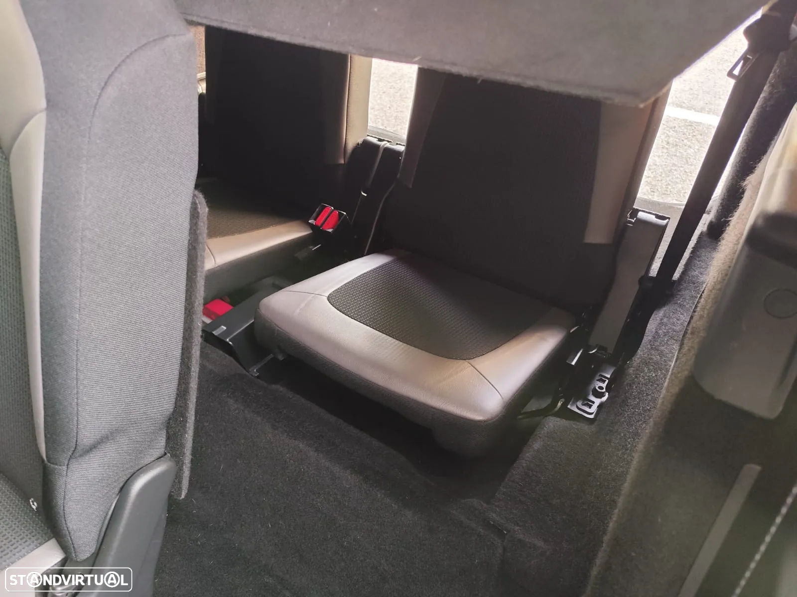 Citroën C4 Grand Picasso 1.6 e-HDi Exclusive ETG6 - 28