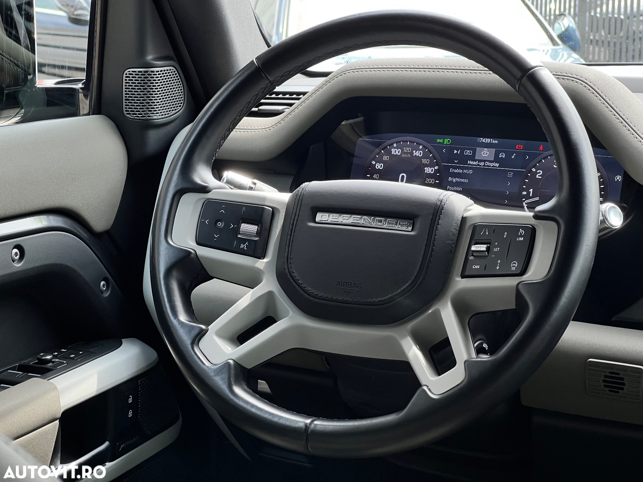 Land Rover Defender 110 3.0P 400 MHEV - 5