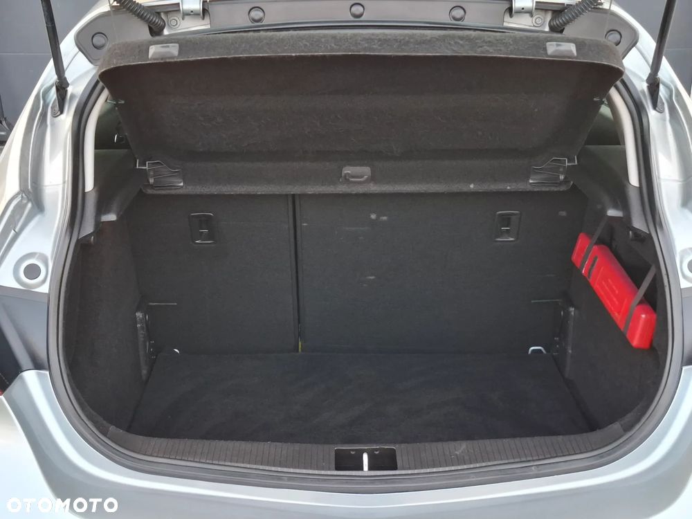 Opel Astra 1.4 T Cosmo - 11